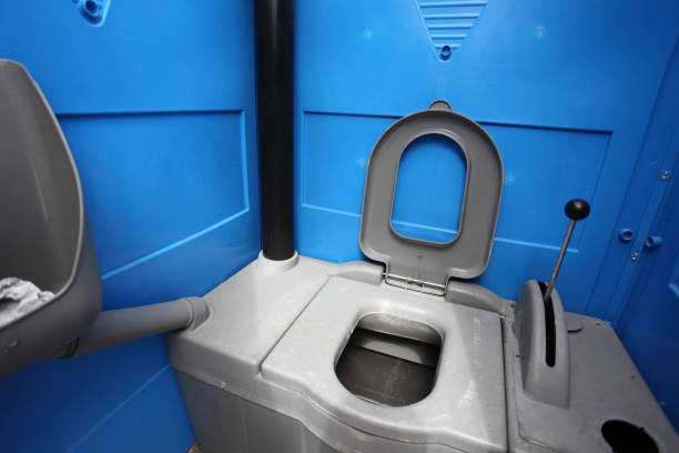 Best Deluxe Portable Toilet Rental  in Atkins, VA